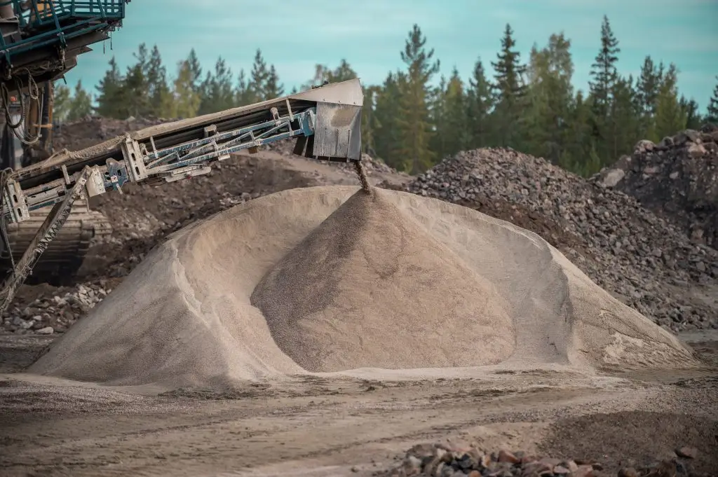 Sorteringsverk med sand i MaserFrakts bergtäkt i Sandviken